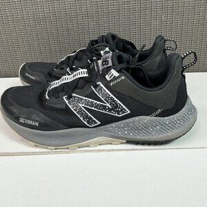 New Balance All Terrain Womens Trail Running Shoes Black/White Size 9.5 B